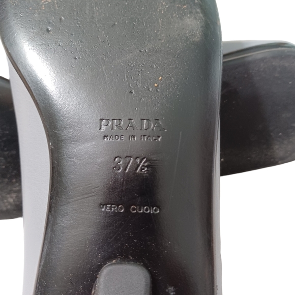 PRADA • 37 1/2 • Leather loafers blue logo showing Italian Luxury flats slip on - Picture 7 of 9